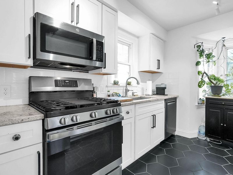 2657 Wellesley Road , Columbus, OH 43209 Photo 11