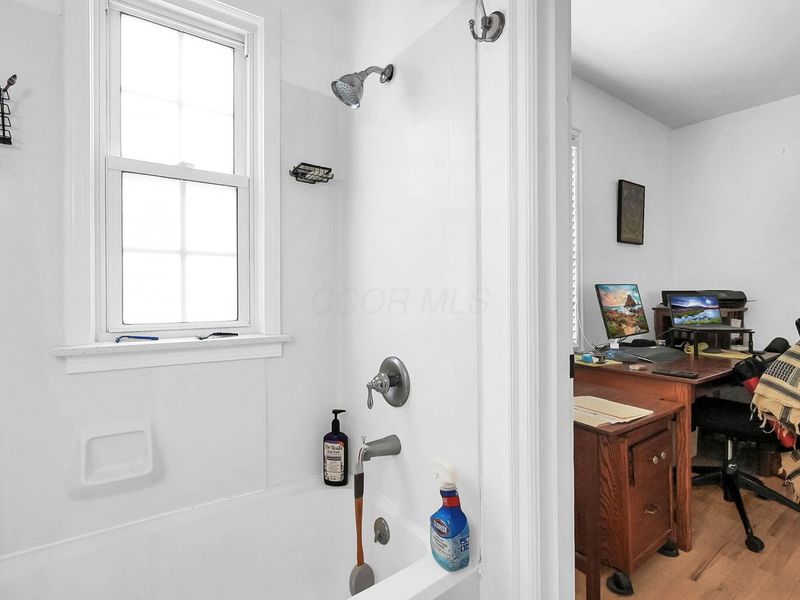 2657 Wellesley Road , Columbus, OH 43209 Photo 18