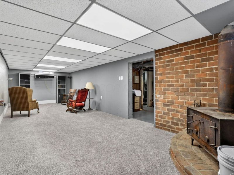 845 Weldon Avenue , Columbus, OH 43224 Photo 28