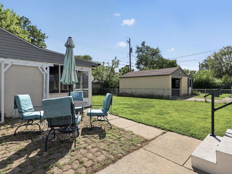 845 Weldon Avenue , Columbus, OH 43224 Photo 38