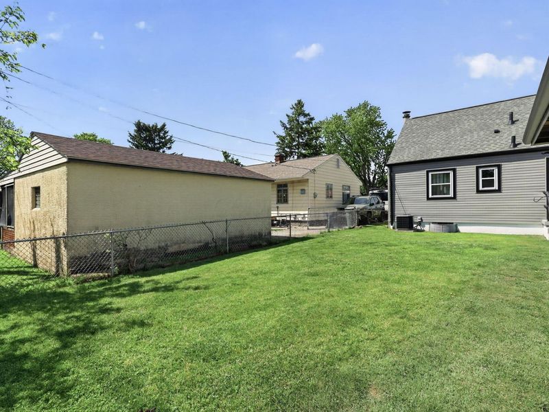 845 Weldon Avenue , Columbus, OH 43224 Photo 44
