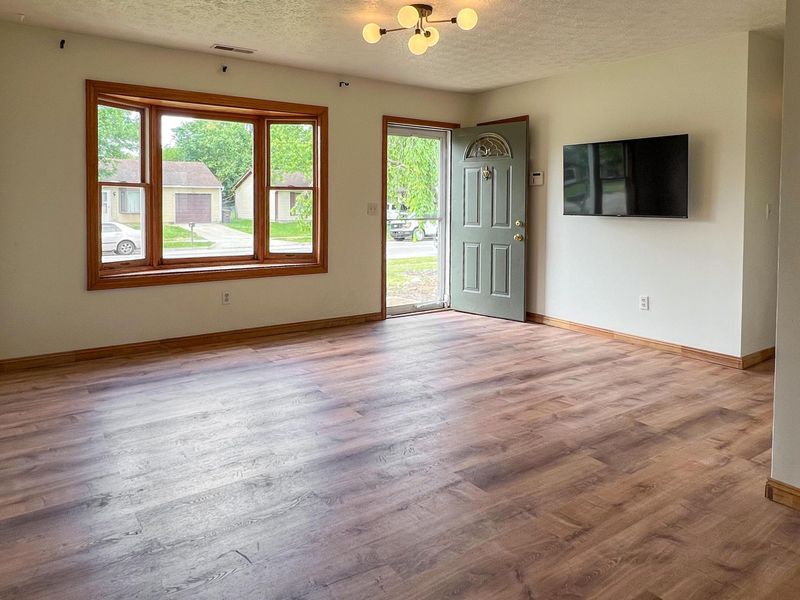 2790 Millrace Drive, Columbus, OH 43207 Photo 6