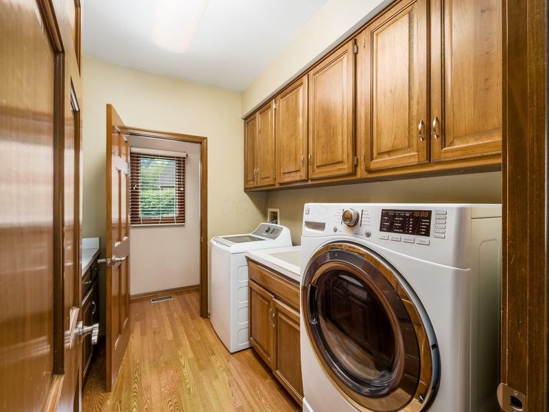 9442 Din Eidyn Drive , Dublin, OH 43017 Photo 19