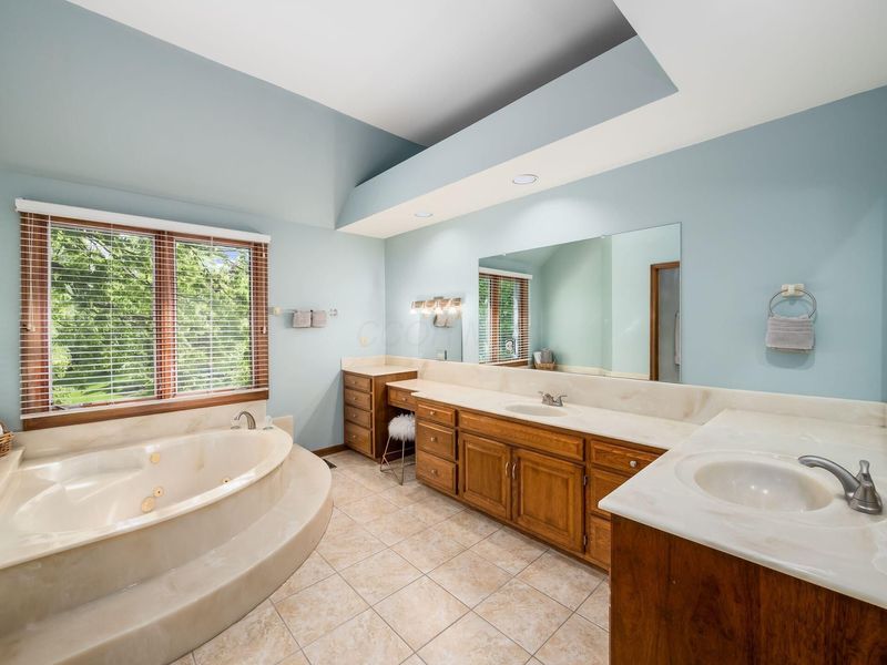 9442 Din Eidyn Drive , Dublin, OH 43017 Photo 22