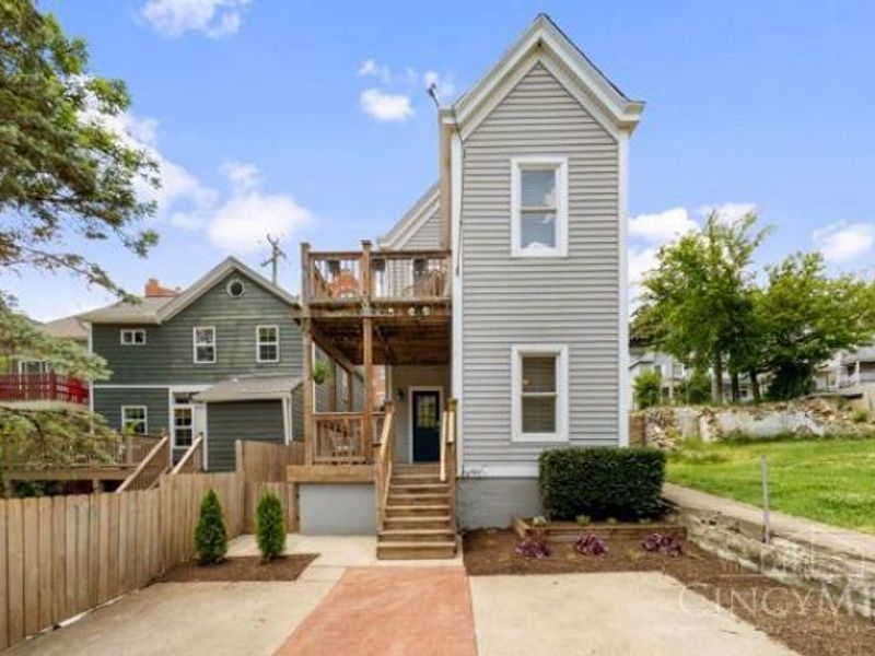 448 Delta Avenue, Cincinnati, OH 45226 Photo 2