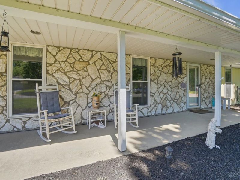 6033 Brofield Drive, Hamilton, OH 45011 Photo 12