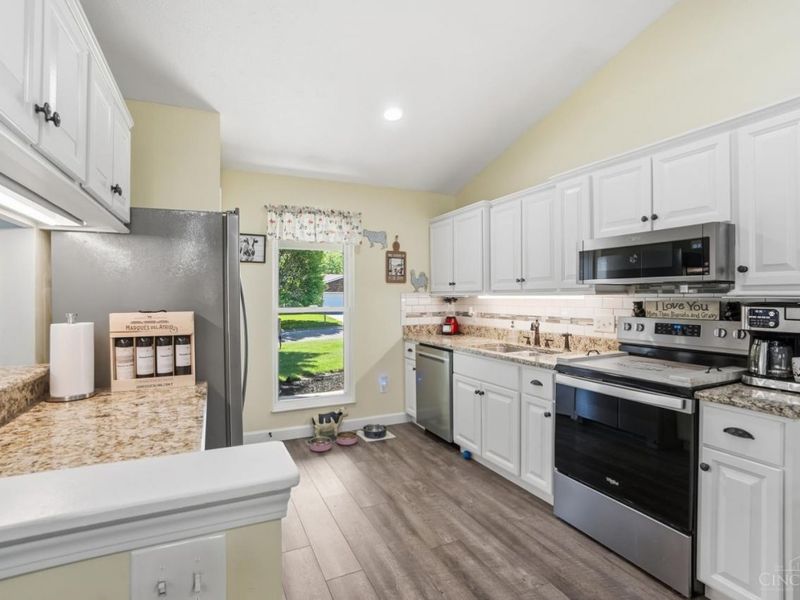6033 Brofield Drive, Hamilton, OH 45011 Photo 23