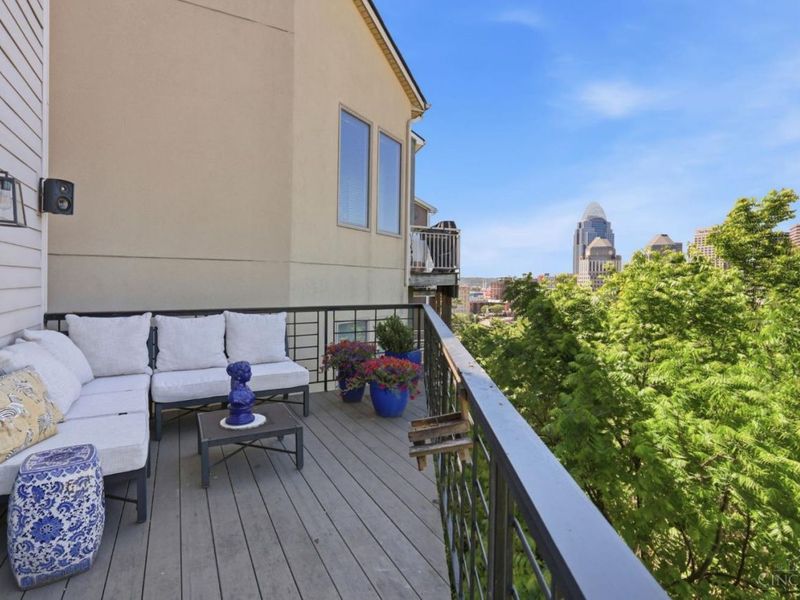 939 Monastery Street, Cincinnati, OH 45202 Photo 33