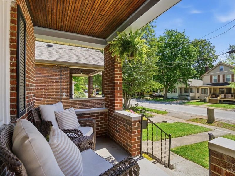 6920 Grace Avenue, Cincinnati, OH 45227 Photo 3