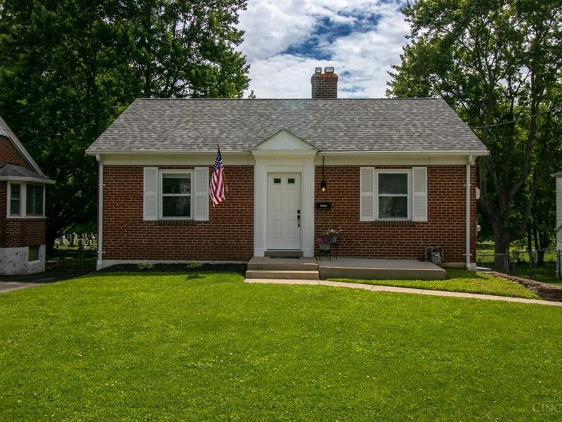 1469 Hill Avenue, Cincinnati, OH 45231 Photo 1