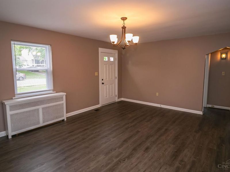 1469 Hill Avenue, Cincinnati, OH 45231 Photo 5