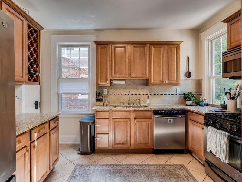 3095 Linwood Avenue, Cincinnati, OH 45208 Photo 14