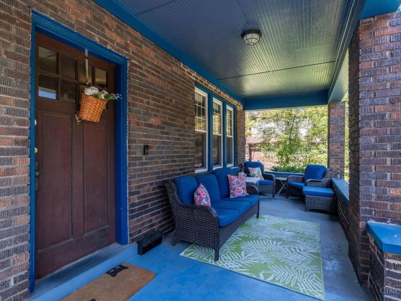 3095 Linwood Avenue, Cincinnati, OH 45208 Photo 3