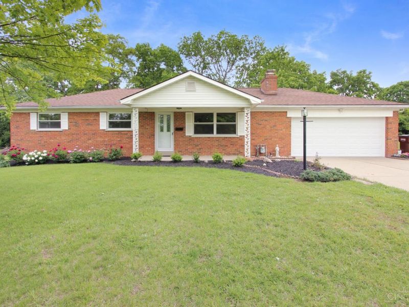 9046 W Saxton, West Chester, OH 45069 Photo 1