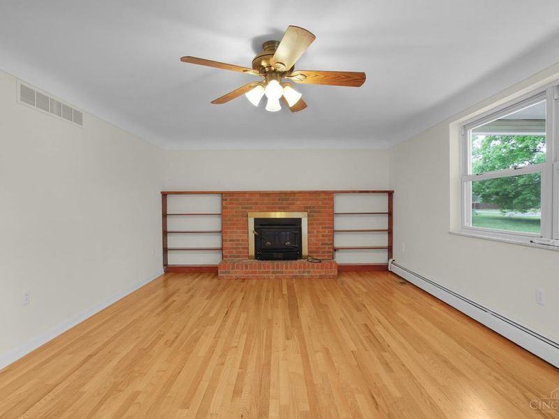 9046 W Saxton, West Chester, OH 45069 Photo 7