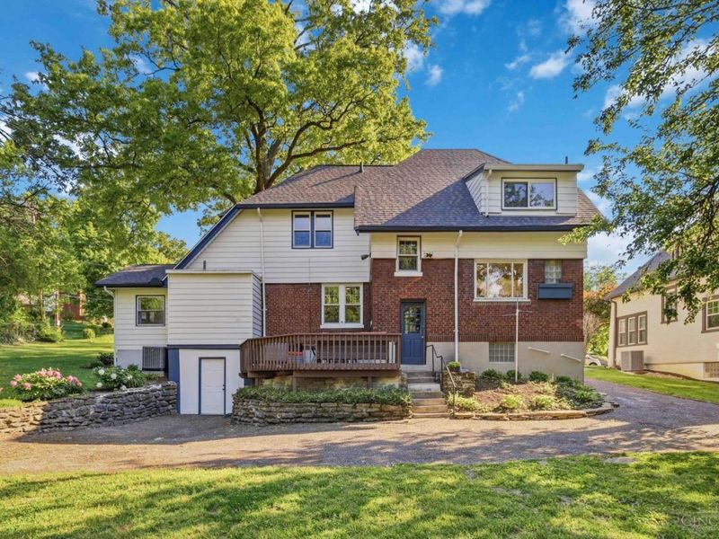 2682 Cypress Way, Cincinnati, OH 45212 Photo 22