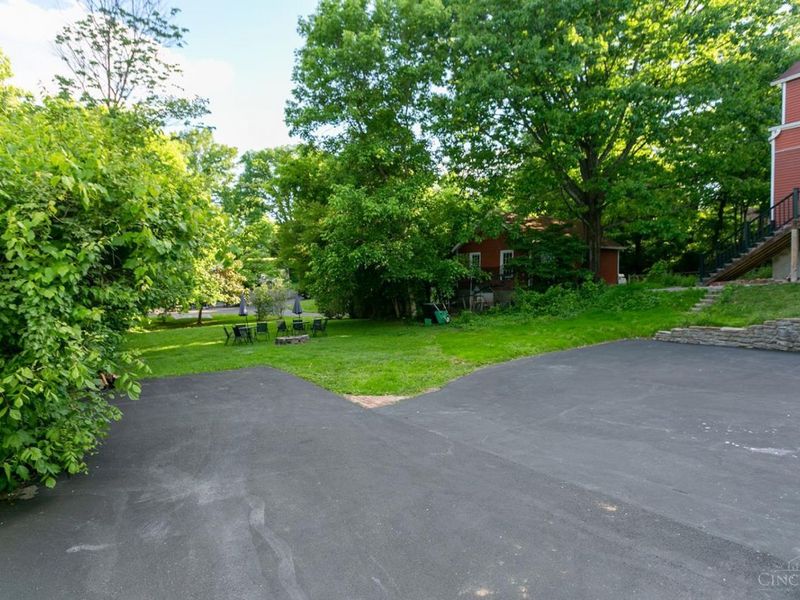 6001 Wayside Avenue, Cincinnati, OH 45230 Photo 3