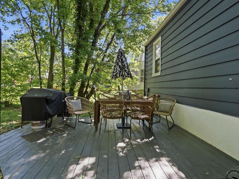 7048 Cambridge Avenue, Columbia Twp, OH 45227 Photo 39