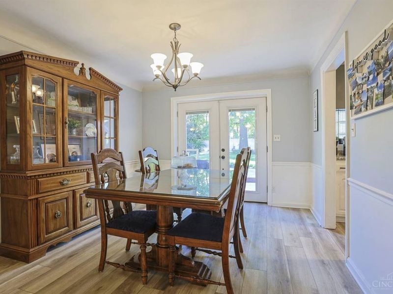 1320 Beechmeadow Lane, Green Township, OH 45238 Photo 9