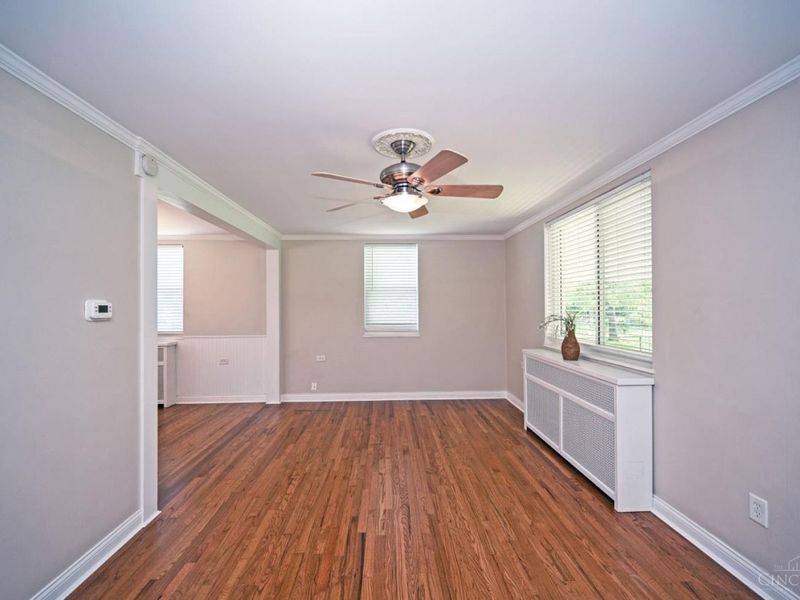 27 Andover Road, Greenhills, OH 45218 Photo 17