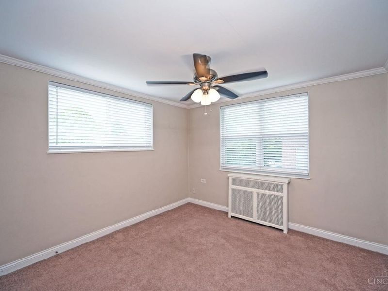 27 Andover Road, Greenhills, OH 45218 Photo 26