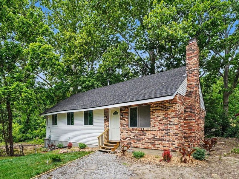 8547 Davis Road, Maineville, OH 45039 Photo 2