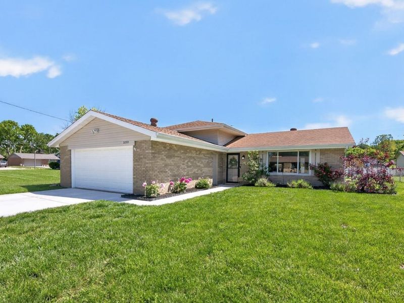 5720 Lake Huron Drive, Fairfield, OH 45014 Photo 2