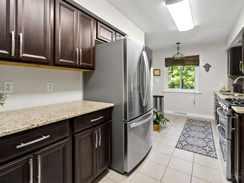 9367 Sherborn Drive, Springfield Twp., OH 45231 Photo 13