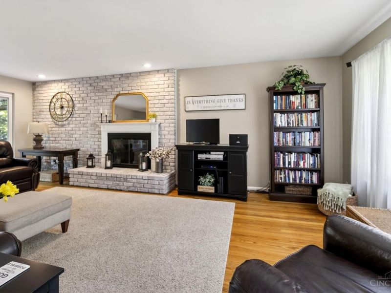 9367 Sherborn Drive, Springfield Twp., OH 45231 Photo 5