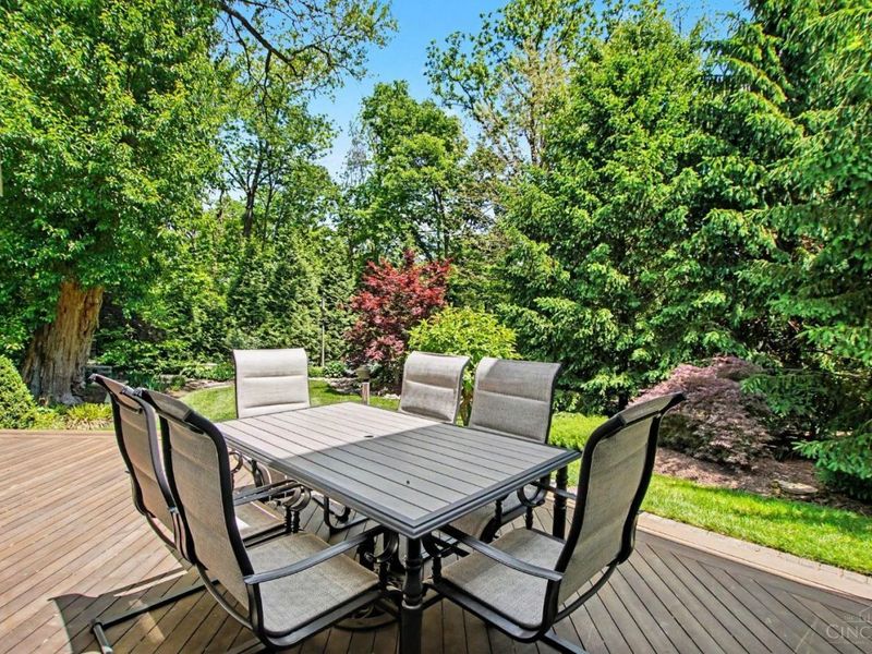 14 Hetherington Court, Glendale, OH 45246 Photo 34