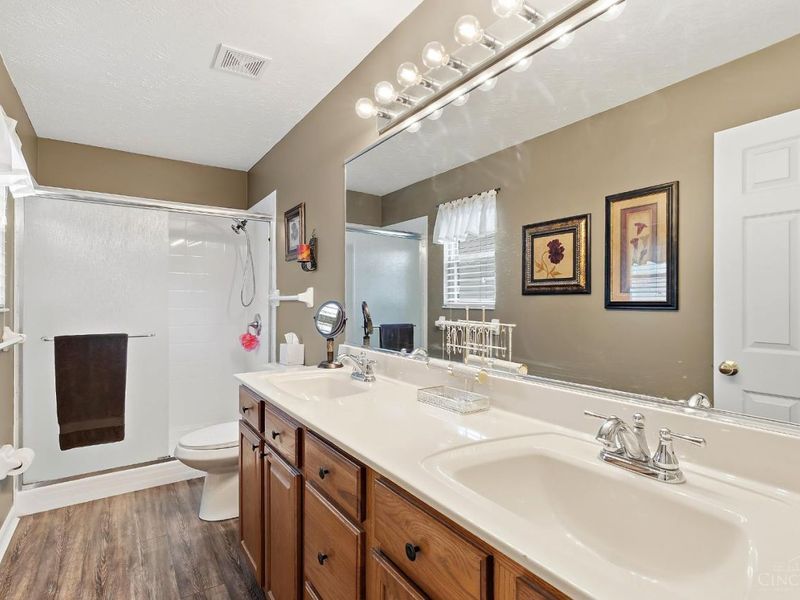 4450 Pond Meadows Court, Mason, OH 45040 Photo 13