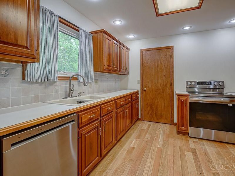 3631 Pamajera Drive, Oxford, OH 45056 Photo 16