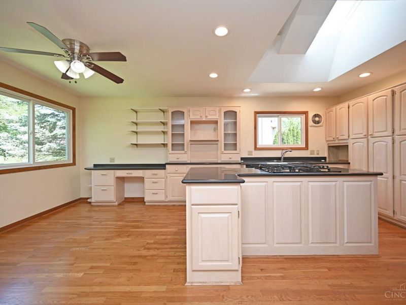 9524 Heather Court, Blue Ash, OH 45242 Photo 13