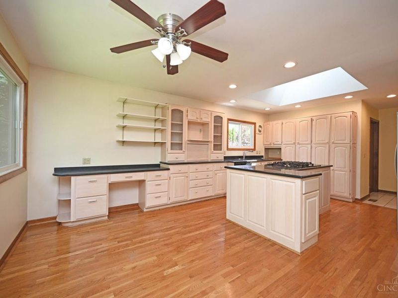9524 Heather Court, Blue Ash, OH 45242 Photo 14