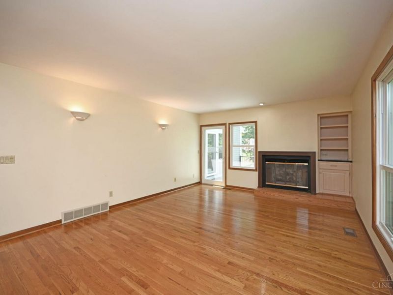 9524 Heather Court, Blue Ash, OH 45242 Photo 16