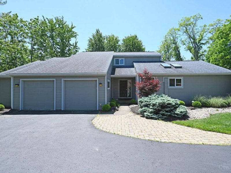 9524 Heather Court, Blue Ash, OH 45242 Photo 3