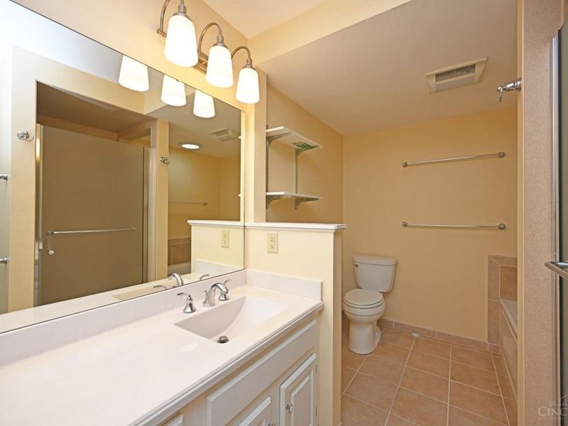 9524 Heather Court, Blue Ash, OH 45242 Photo 38