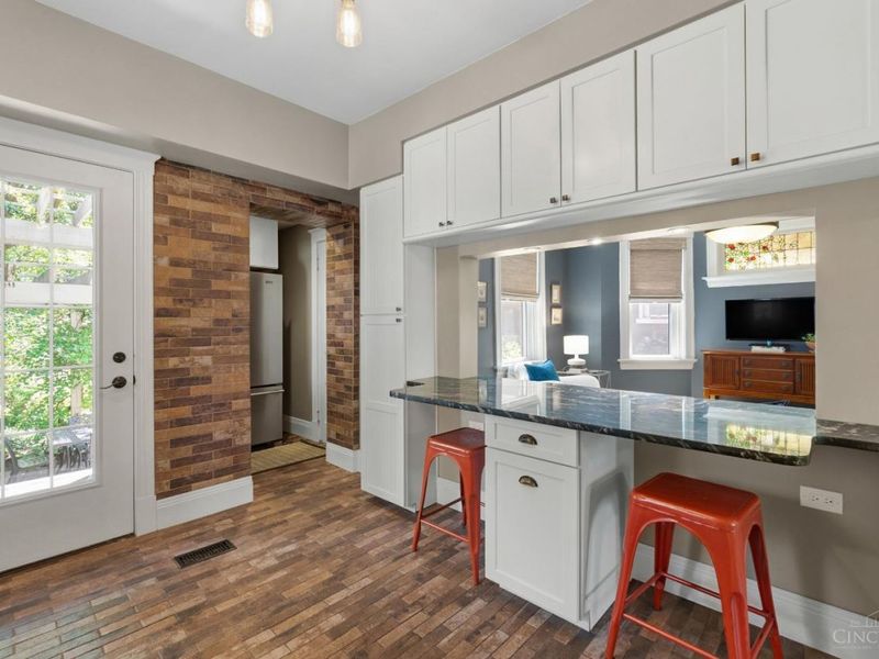 3630 Edwards Road, Cincinnati, OH 45208 Photo 18