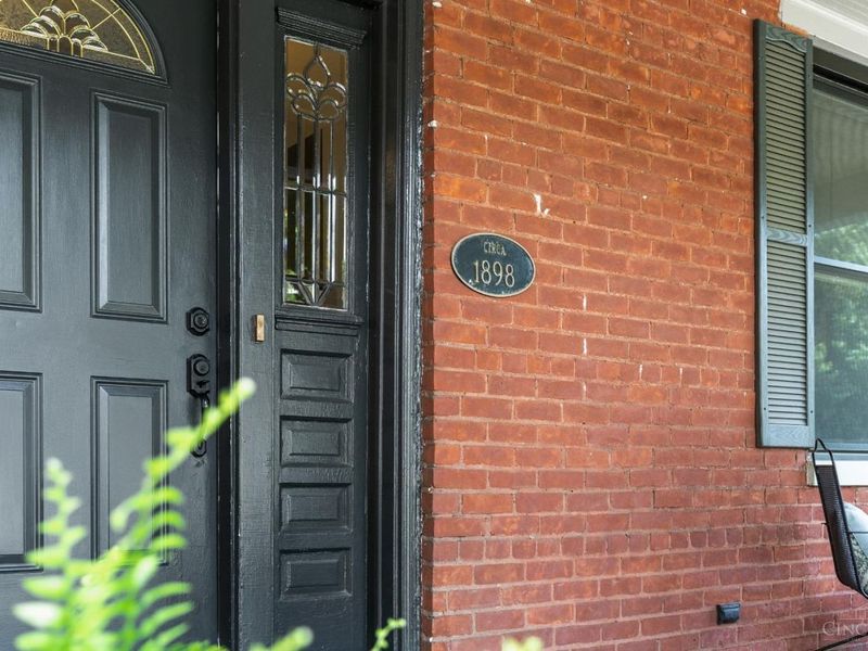 3630 Edwards Road, Cincinnati, OH 45208 Photo 2