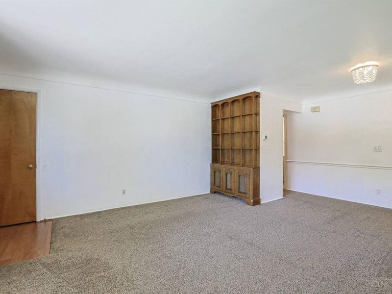 595 Libbejo Drive, Delhi Twp, OH 45233 Photo 10