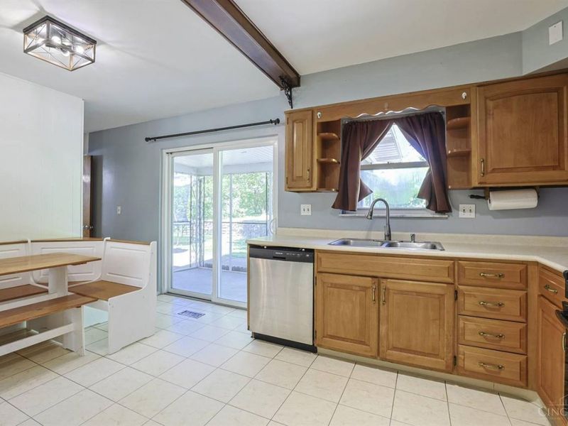 595 Libbejo Drive, Delhi Twp, OH 45233 Photo 15