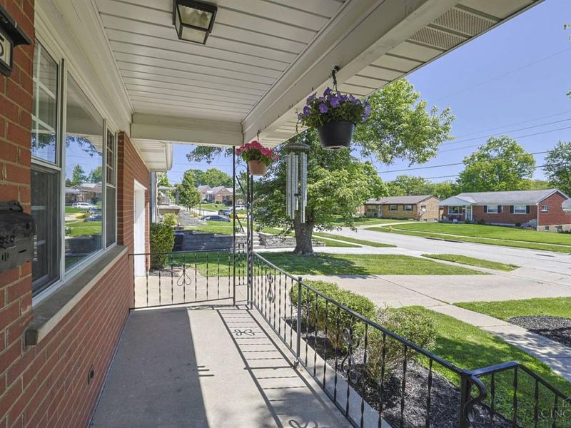 595 Libbejo Drive, Delhi Twp, OH 45233 Photo 5