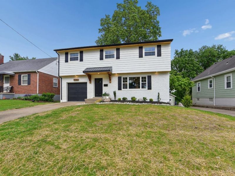 7112 Summit Avenue, Madeira, OH 45243 Photo 2