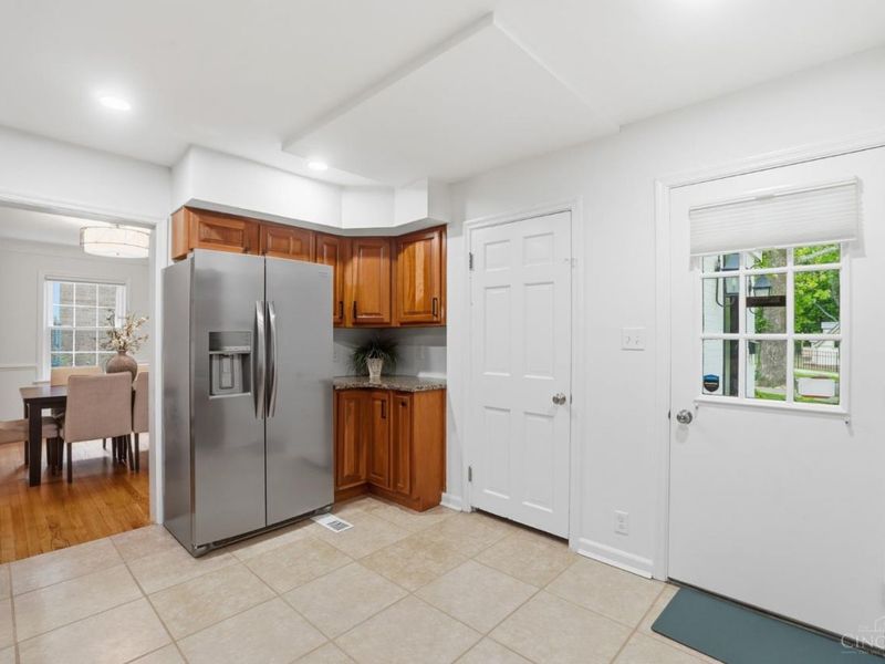3730 Pleasant Street, Mariemont, OH 45227 Photo 16