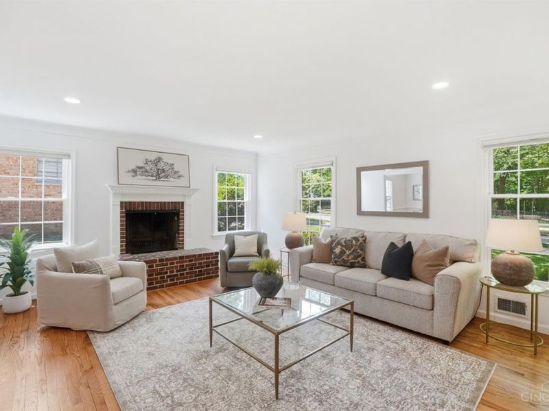 3730 Pleasant Street, Mariemont, OH 45227 Photo 7