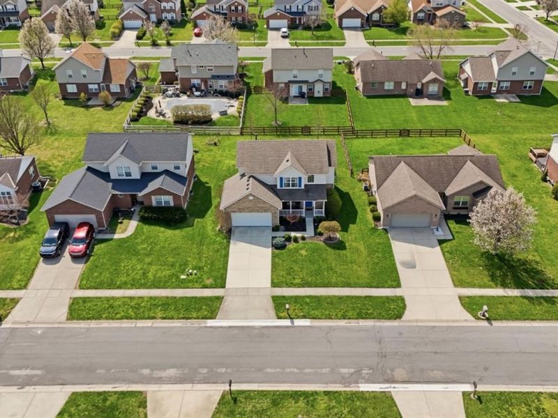 8230 South Port Drive, West Chester, OH 45069 Photo 4