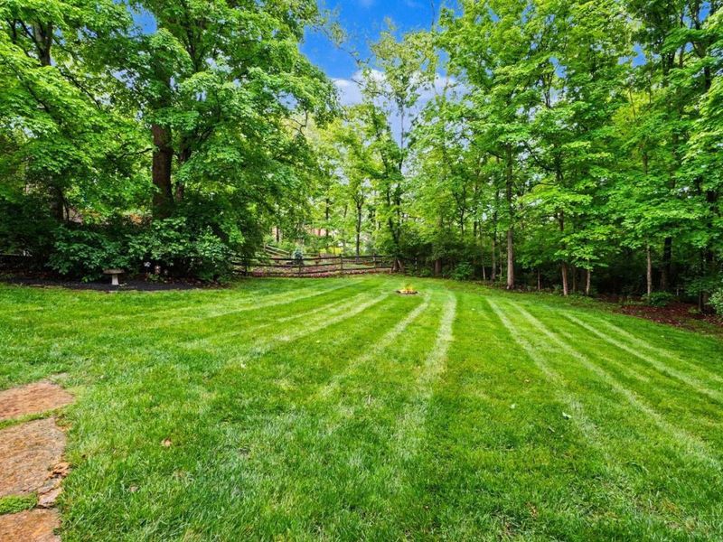 6975 Perthview Drive, Anderson Twp, OH 45244 Photo 36