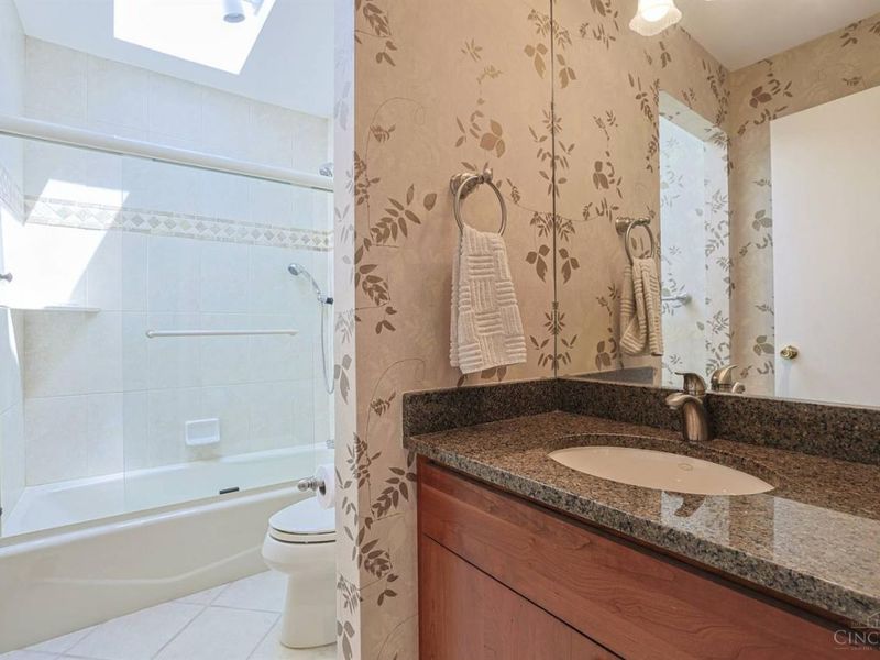 26 Trailbridge Drive, Blue Ash, OH 45241 Photo 36