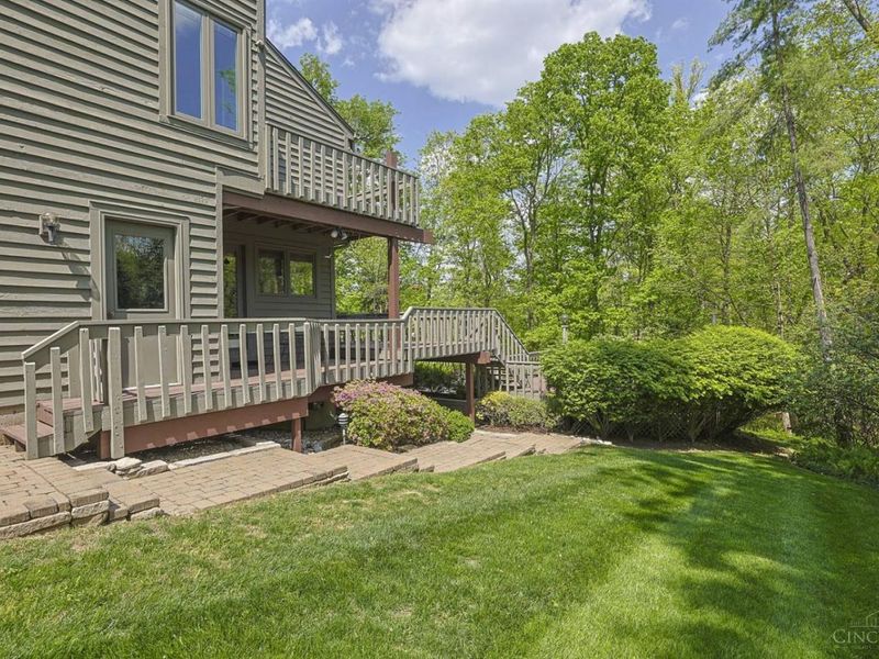 26 Trailbridge Drive, Blue Ash, OH 45241 Photo 49