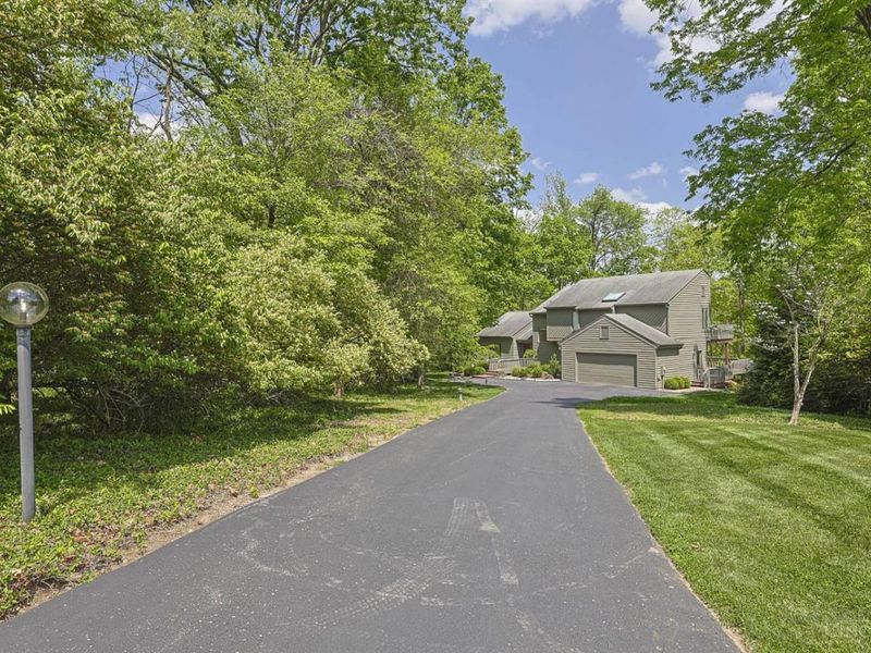 26 Trailbridge Drive, Blue Ash, OH 45241 Photo 52